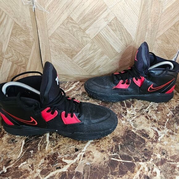 Nike Kyrie Infinity Bred GS Youth DD0334-004 basketball shoes size GS 7y 284 - Picture 5 of 11